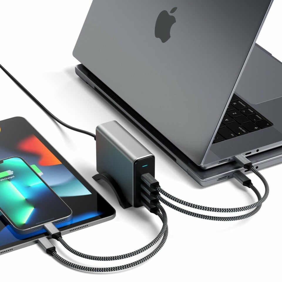165 watt och fyra portar när Satechi släpper ny USB-C-laddare